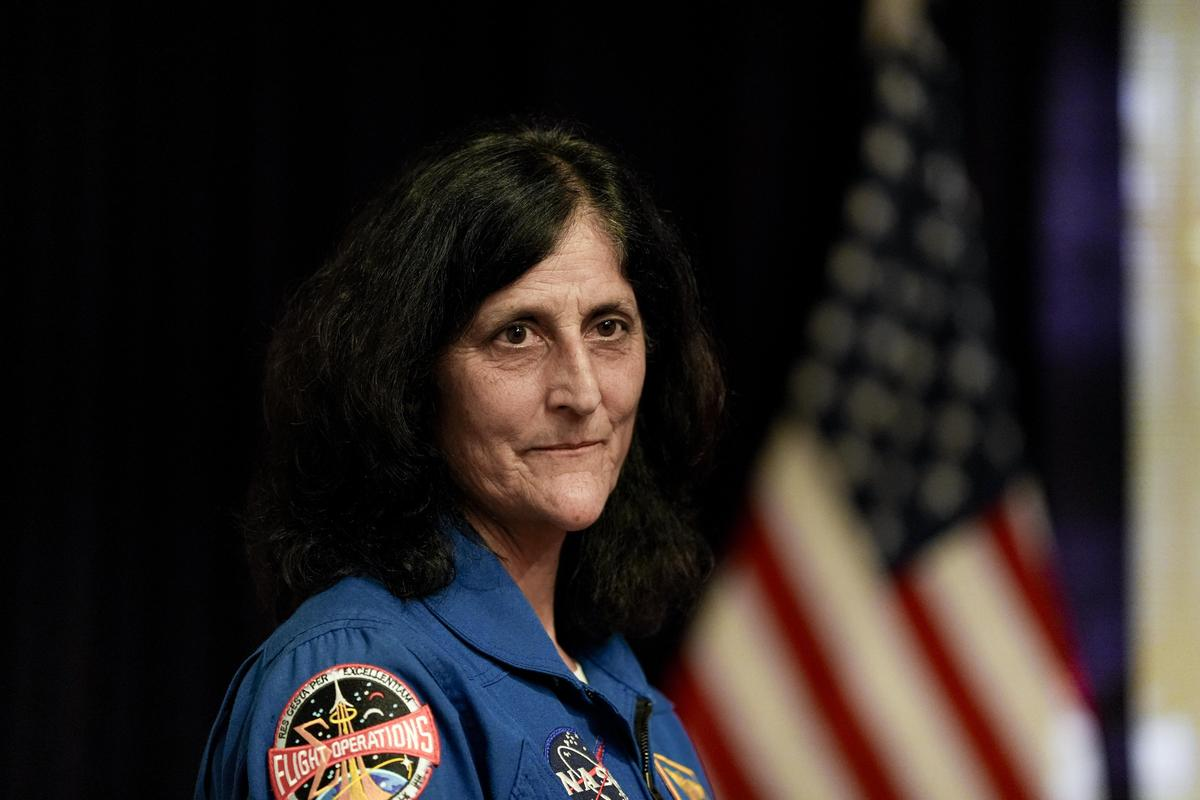 Extraordinary Lives at the Edge of Risk Courage Loss and Quiet Strength