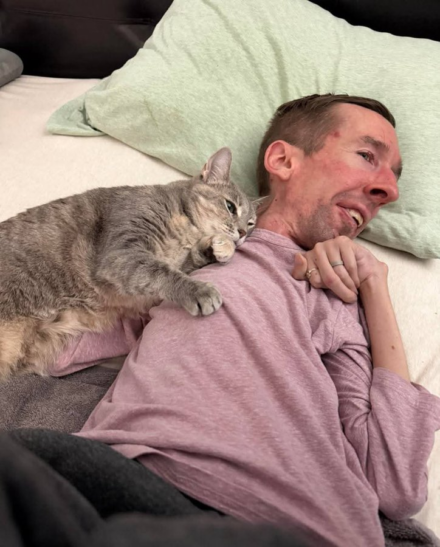 Quiet Heroes, Small Mercies, and Unbreakable Courage: Stories That Restore Faith in Humanity